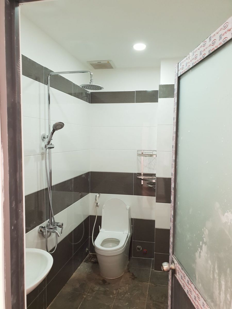 Không gian nhà vệ sinh (WC) sau khi được sửa chữa, cải tạo