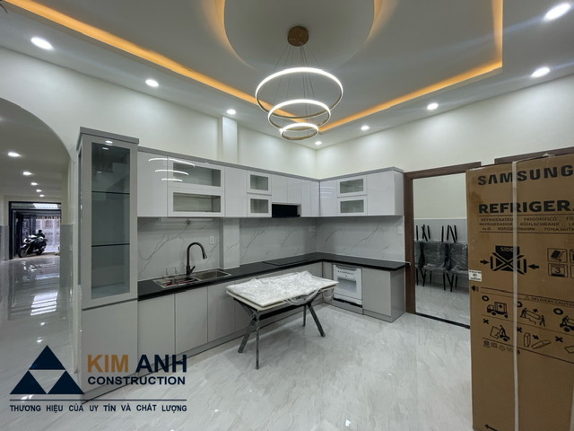 Khu vực bếp và phòng ăn nhà phố trọn gói Quận Tân Bình - xaydungkimanh.com