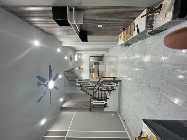 Ph&ograve;ng kh&aacute;ch nh&agrave; phố Quận 12 sang trọng&nbsp;v&agrave; hiện đại