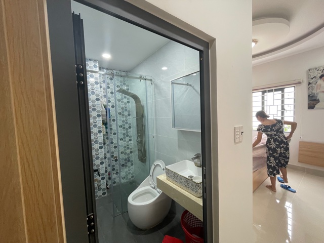 Khu vực WC nhà phố Thạnh Xuân, Quận 12 - Xây Dựng Kim Anh