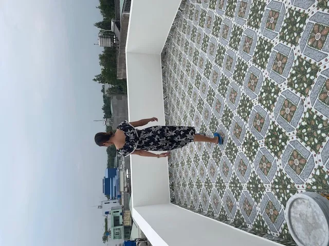 Ho&agrave;n thiện khu vực s&acirc;n thượng m&aacute;i nh&agrave; phố Quận 12