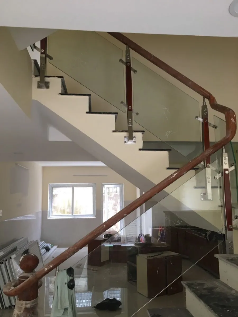 Mặt tiền nh&agrave; 4 tầng sau khi sửa chữa tại B&igrave;nh Đ&ocirc;ng, Quận 8