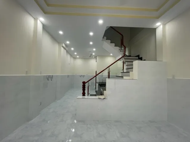 H&igrave;nh ảnh ph&ograve;ng kh&aacute;ch nh&agrave; phố Hiệp Th&agrave;nh, Quận 12