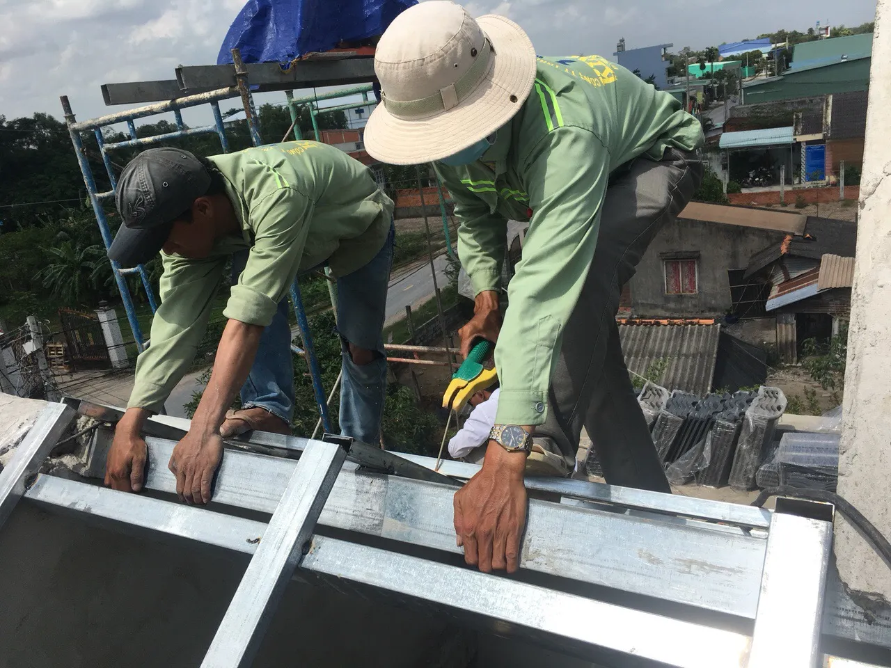 Dự &aacute;n x&acirc;y nh&agrave; một trệt một lầu, m&aacute;i ng&oacute;i tại Đức H&ograve;a, Long An