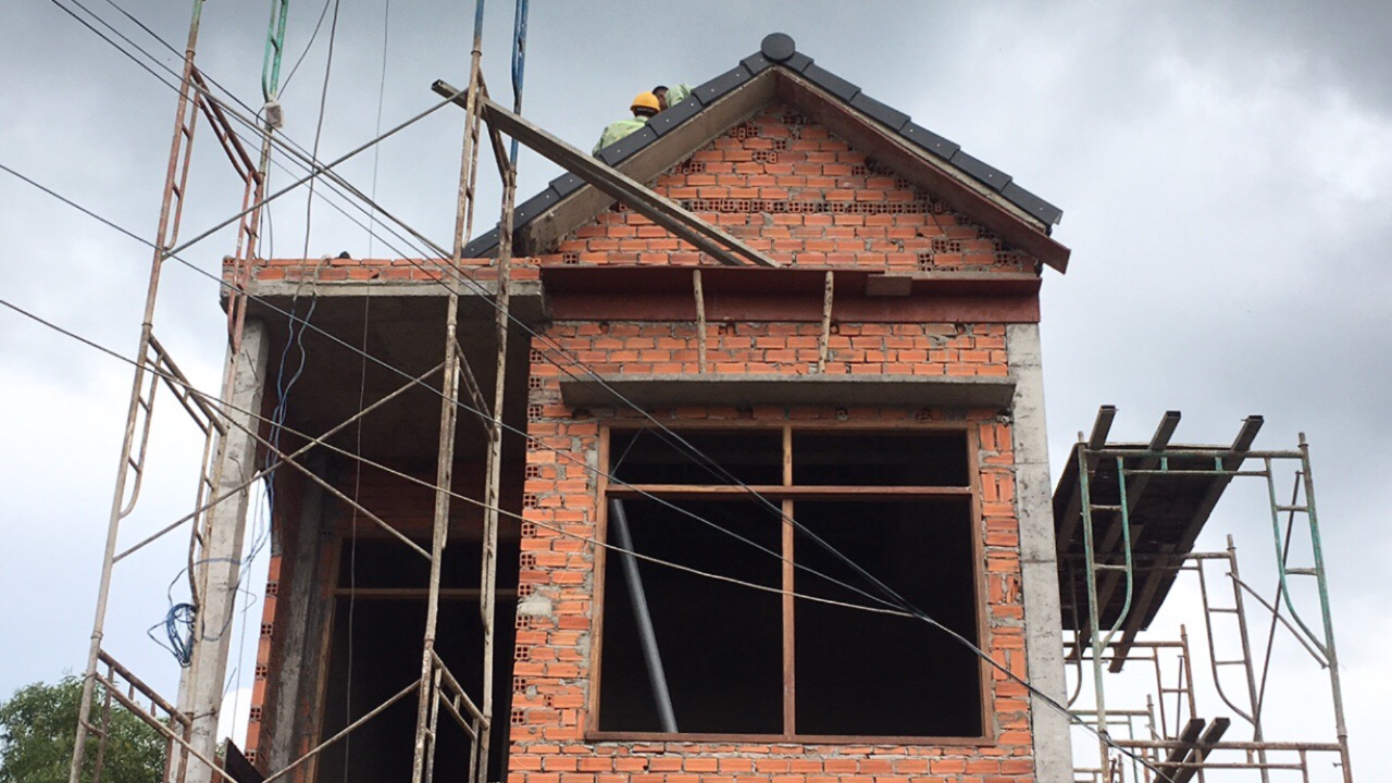 Dự án xây nhà một trệt một lầu, mái ngói tại Đức Hòa, Long An