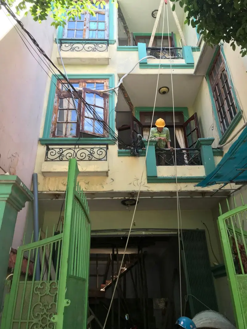 Thi c&ocirc;ng cải tạo mặt tiền nh&agrave; Chị Nga, Lũy B&aacute;n B&iacute;ch