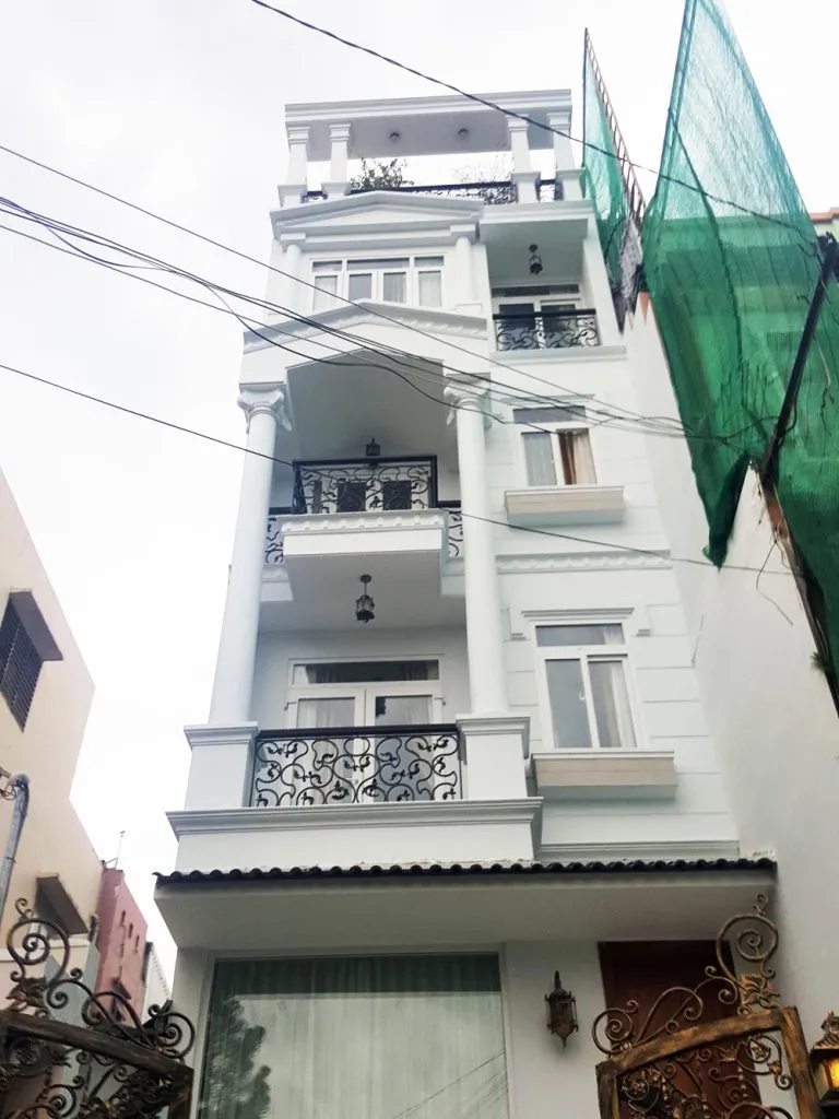 mau mat tien nha ong tan co dien - www.xaydungkimanh.com