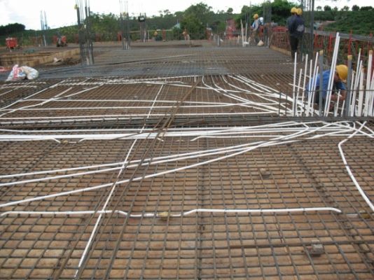 phần thô có bao gồm điện nước không